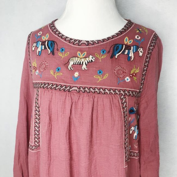 entro Dresses & Skirts - Pink Embroidered Dress